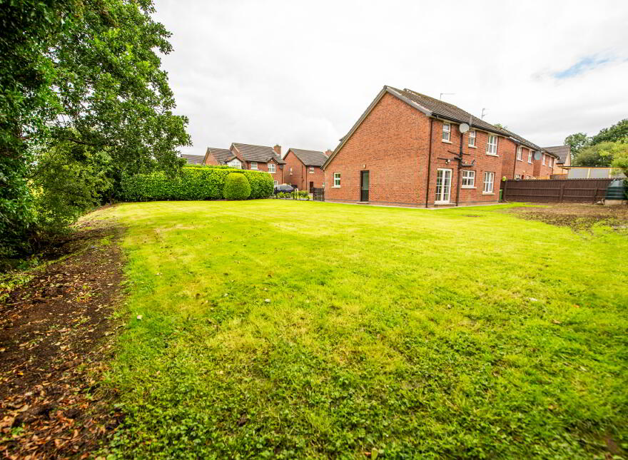 38 Selshion Hall, Portadown, Craigavon, BT62 4JR