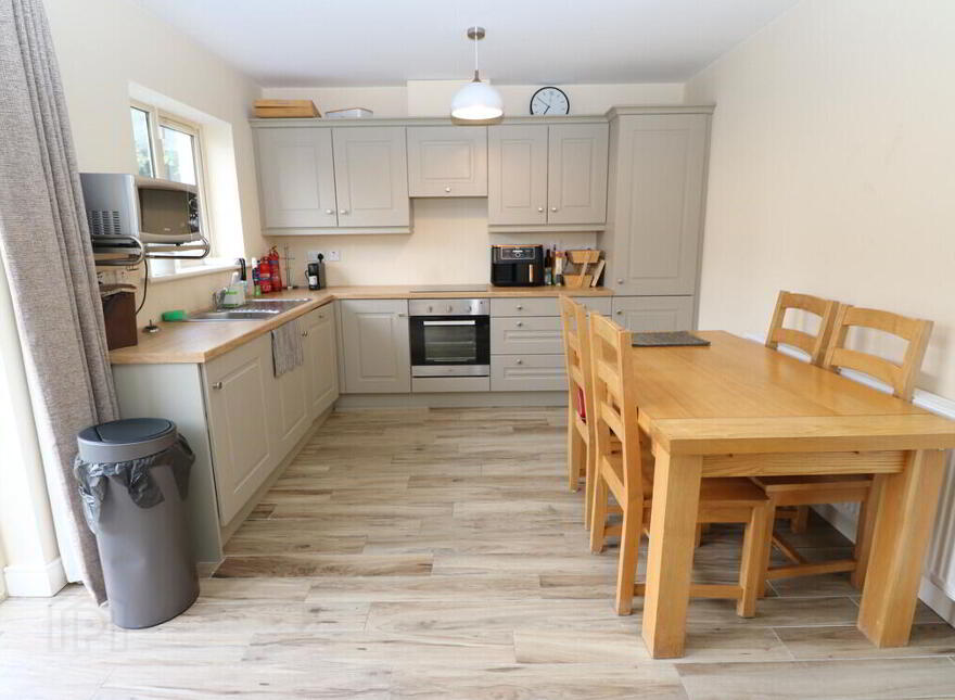 96 Knightswood, Matthews Lane, Drogheda, A92HX4F