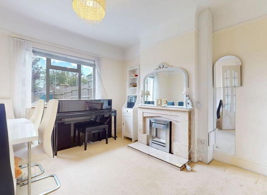 13 Shandon Crescent, Dublin, D07
