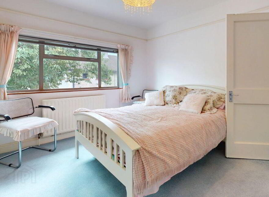 13 Shandon Crescent, Dublin, D07