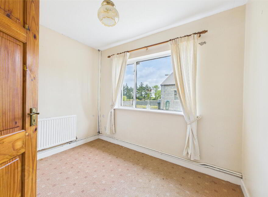 Glenour, Adamstown
