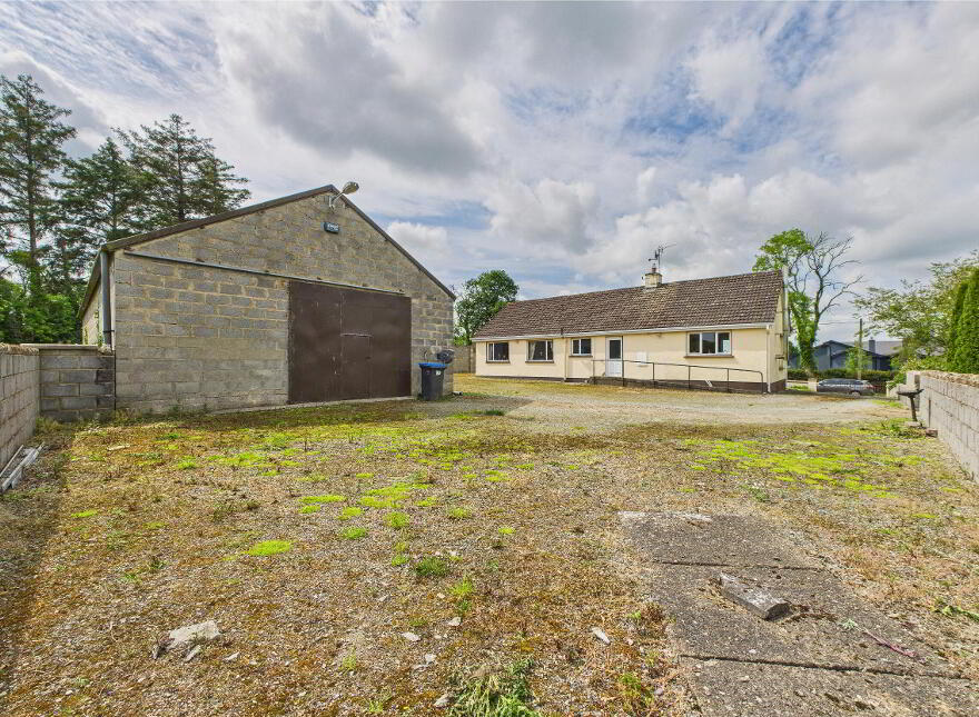 Glenour, Adamstown