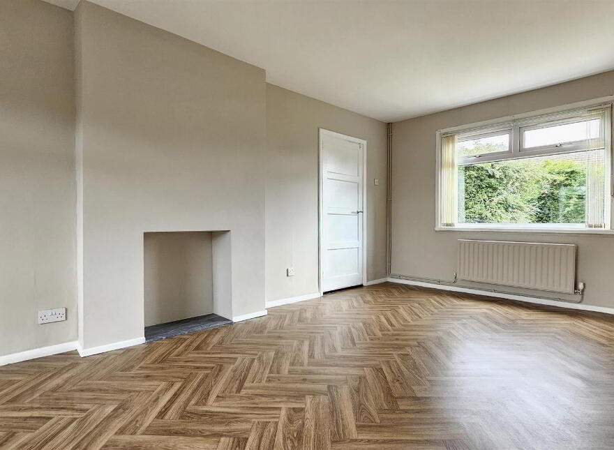 66 Northland, Carrickfergus, BT38 8JZ
