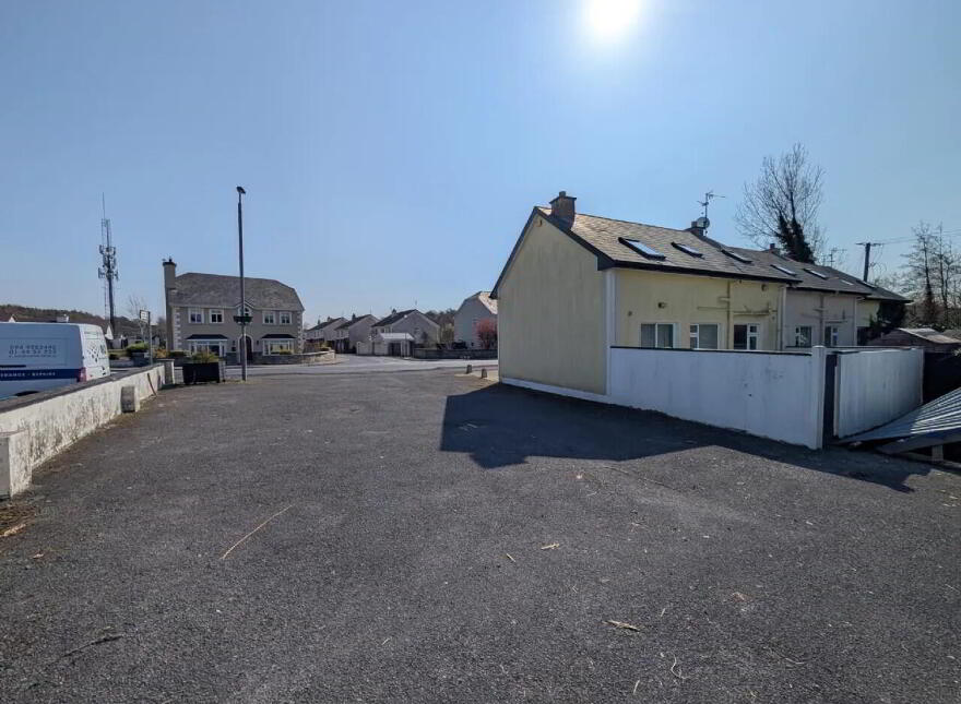 1 Chapel Row, Swinford, F12DC96