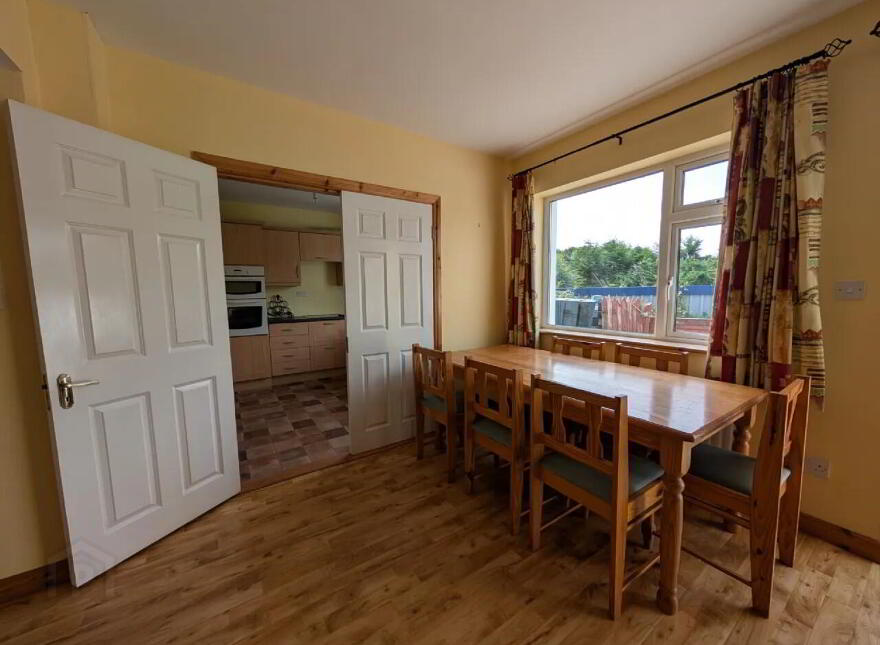 2 Chapel Row, Swinford, F12HR26