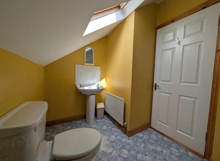 2 Chapel Row, Swinford, F12HR26