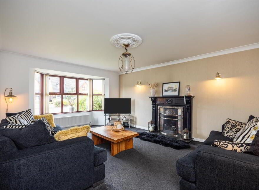 9 Edengrove Park, Ballynahinch, BT24 8AZ