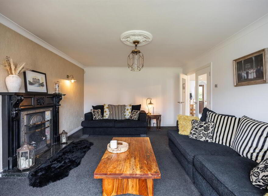 9 Edengrove Park, Ballynahinch, BT24 8AZ