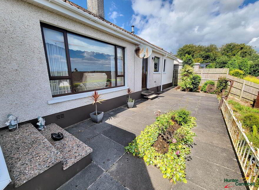 1 Nelson Close, Carrickfergus, BT38 9HY