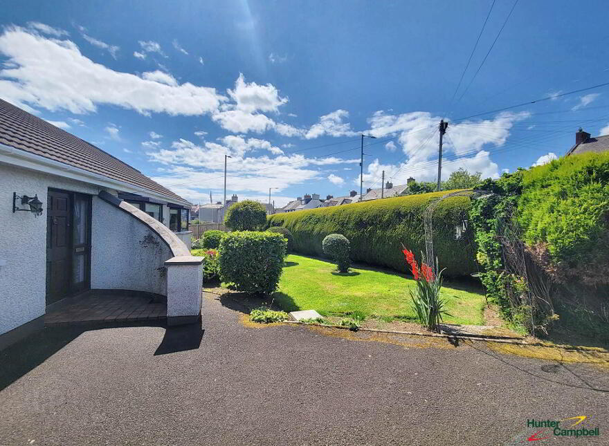 1 Nelson Close, Carrickfergus, BT38 9HY