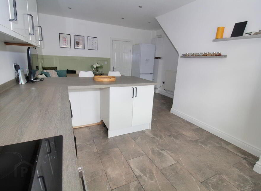 17 Beechwood Avenue, Bangor, BT20 3JA