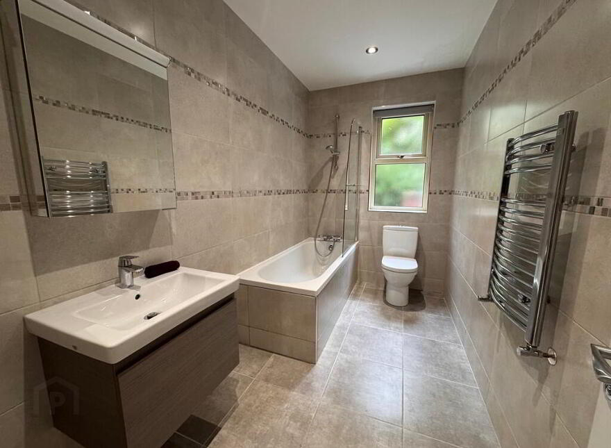 Apt 2, 1 Montpelier Park, 102 Malone Road, Belfast, BT9 5RS