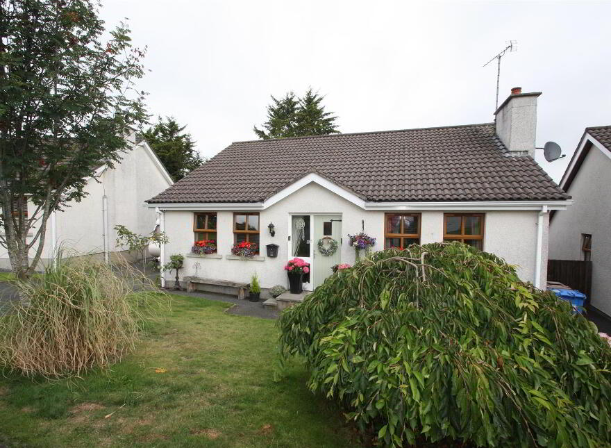 5 The Grove, Ballynahinch, BT24 8HR