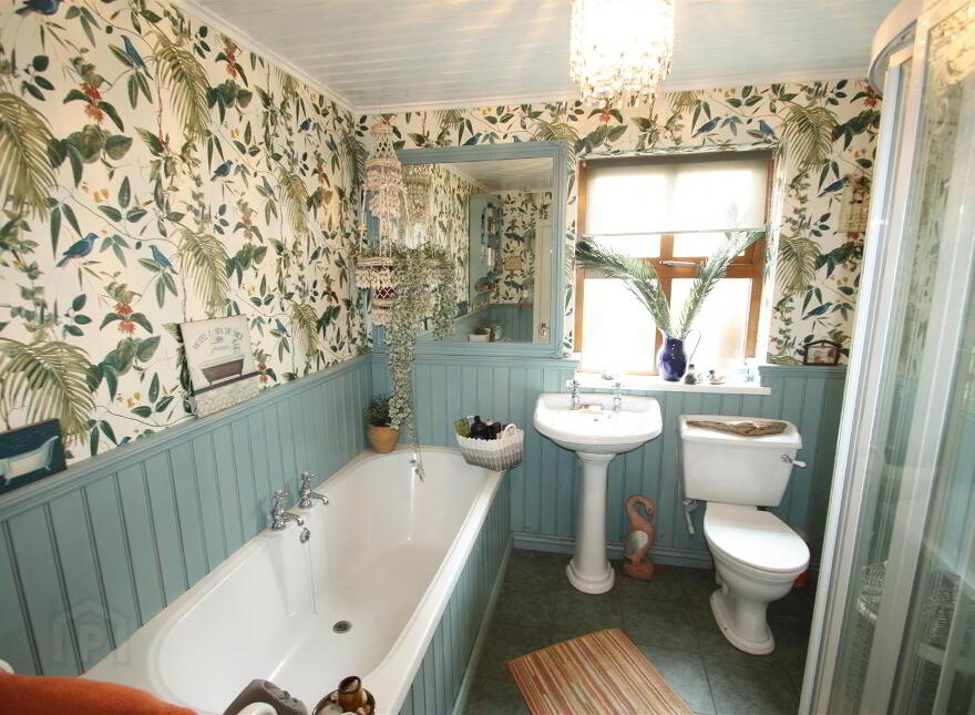 5 The Grove, Ballynahinch, BT24 8HR