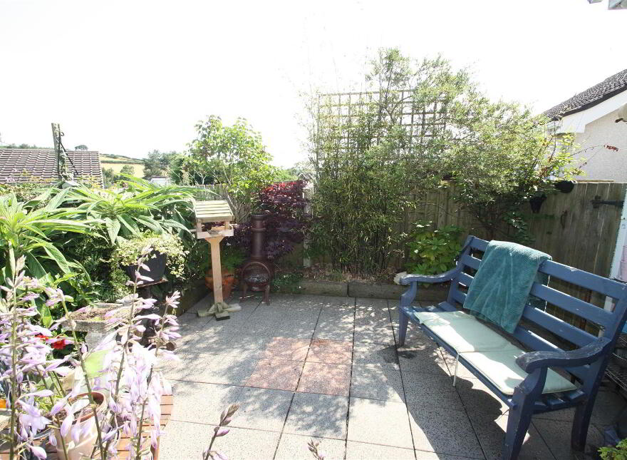 5 The Grove, Ballynahinch, BT24 8HR