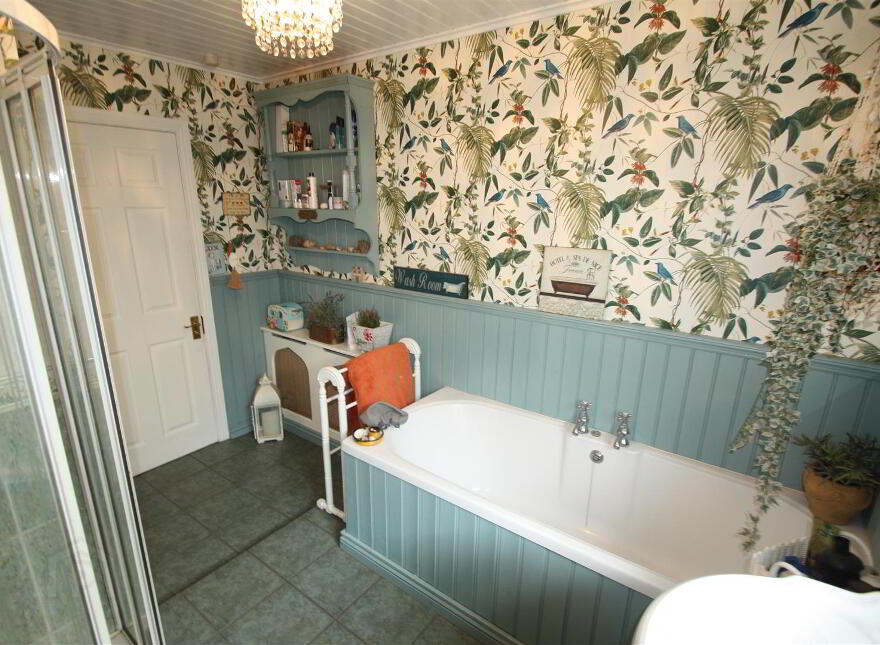 5 The Grove, Ballynahinch, BT24 8HR