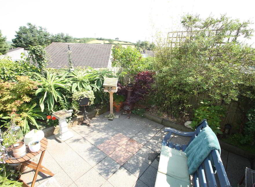 5 The Grove, Ballynahinch, BT24 8HR