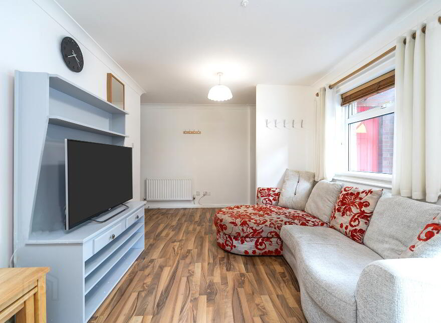 2 Salisbury Street, Dublin Road, Belfast, BT7 1AH