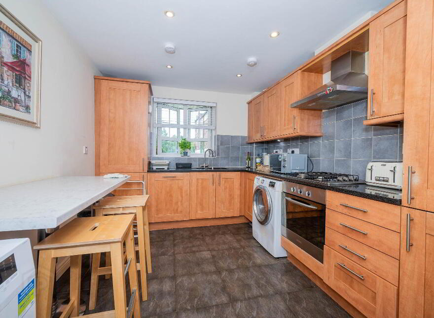 Apt 3 Elm House, 2 Beech Heights, Belfast, BT7 3LQ