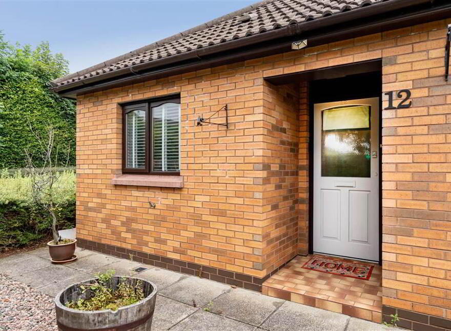 12 The Grange, Ballymena, BT42 2DZ