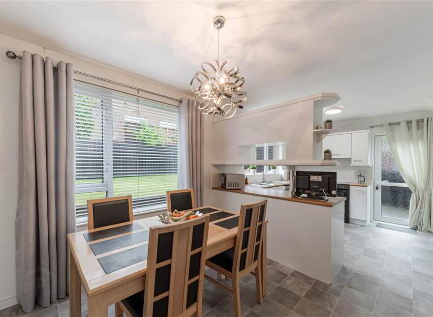 21 Sharry Drive, Lisburn, BT27 4LL