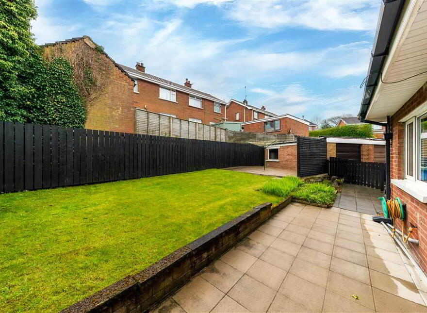 21 Sharry Drive, Lisburn, BT27 4LL