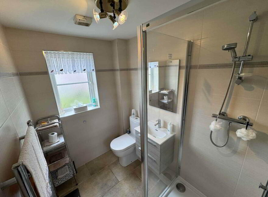 33 Rodgers Bay, Carrickfergus, BT38 8GG