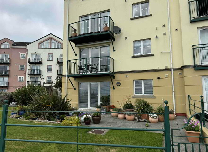33 Rodgers Bay, Carrickfergus, BT38 8GG