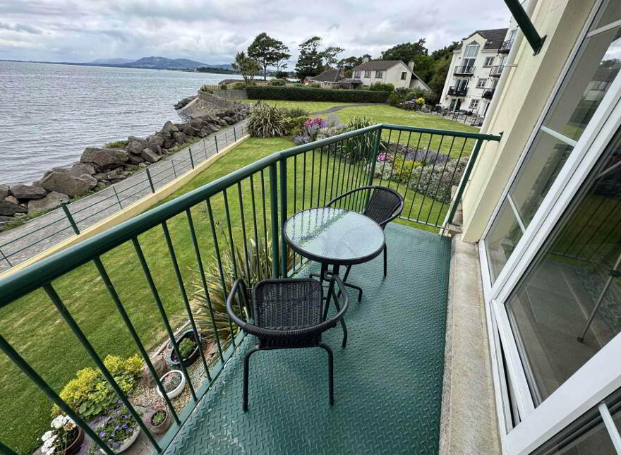 33 Rodgers Bay, Carrickfergus, BT38 8GG