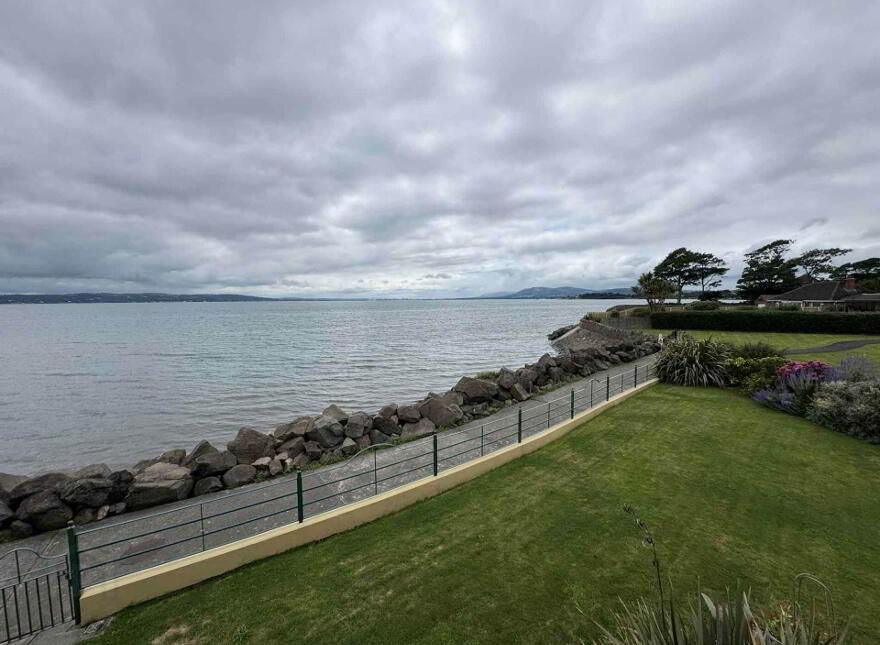 33 Rodgers Bay, Carrickfergus, BT38 8GG