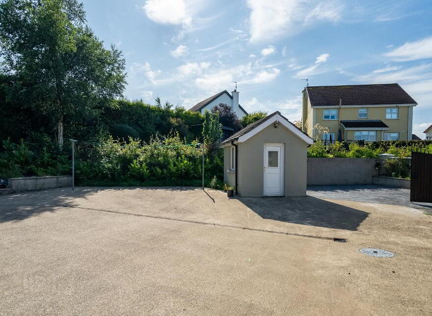 10 Ballee Grove, Strabane, BT82 8RP