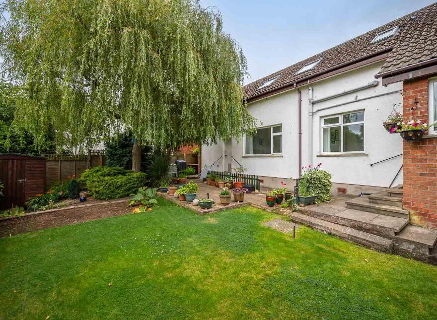 19 Rannoch Road, Holywood, BT18 0NA