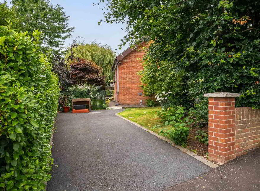 19 Rannoch Road, Holywood, BT18 0NA