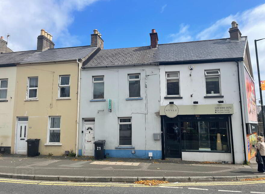 27 Albert Road, Carrickfergus, BT38 8AD photo