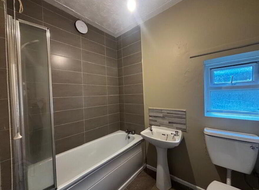 24a Upper Water Street, Newry, BT34 1DJ