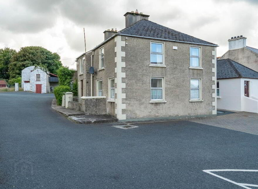 Main Street, Creeslough, F92Y6F6
