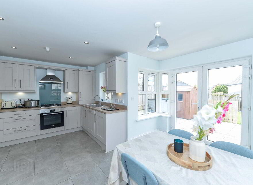 12 River Hill Lane, Newtownards, BT23 7GQ