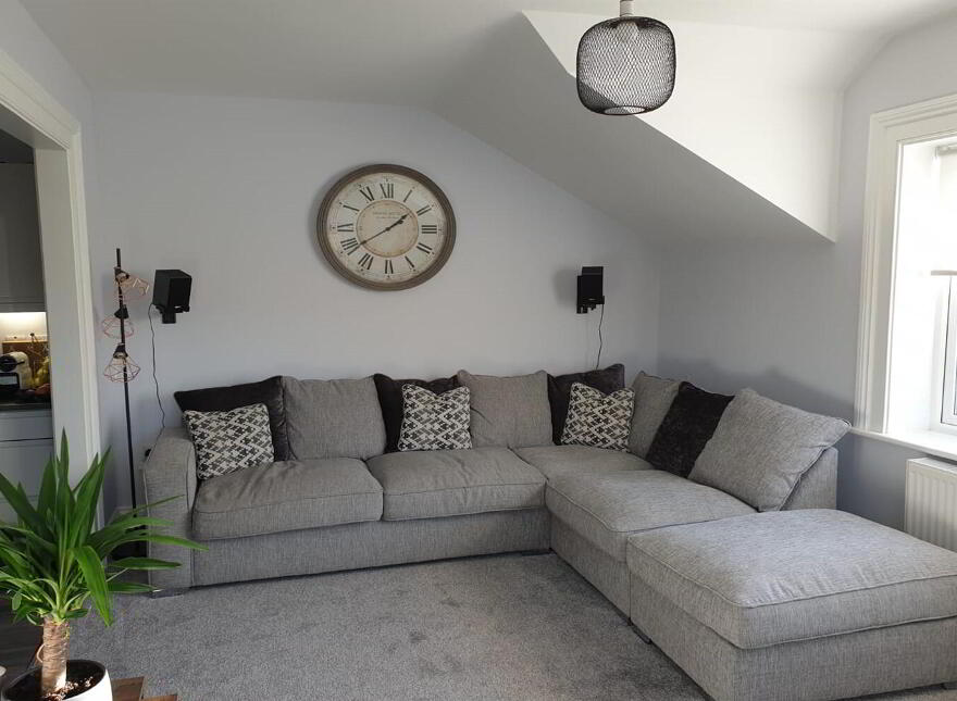 Apt 3, 81 Stockmans Lane, Belfast, BT9 7JD