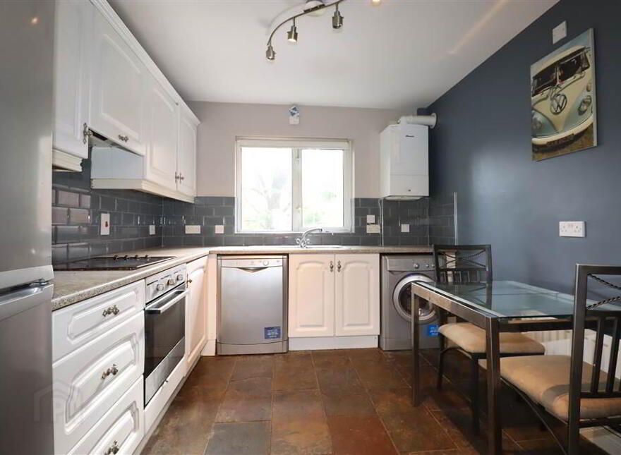 1 Glenburn Ford, Dunmurry, Belfast, BT17 9BF