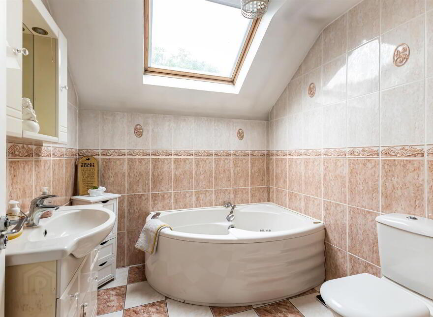 8 Cuan View, Lisbane, Newtownards, BT23 5FS