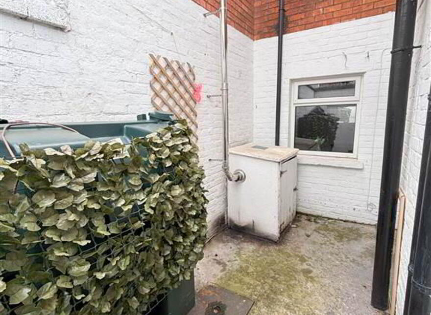 28 Rockview Street, Belfast, BT12 6JQ