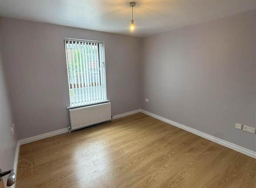90 Redwood Grove, Dunmurry, Belfast, BT17 9RN