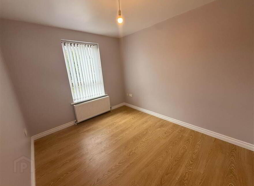 90 Redwood Grove, Dunmurry, Belfast, BT17 9RN