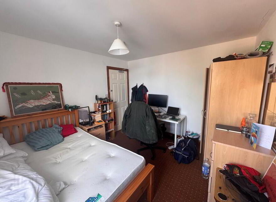 Flat 2, 6 Eglantine Avenue, Belfast, BT9 6DX