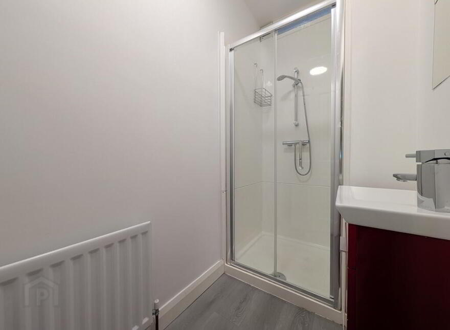 Flat 2, 6 Eglantine Avenue, Belfast, BT9 6DX