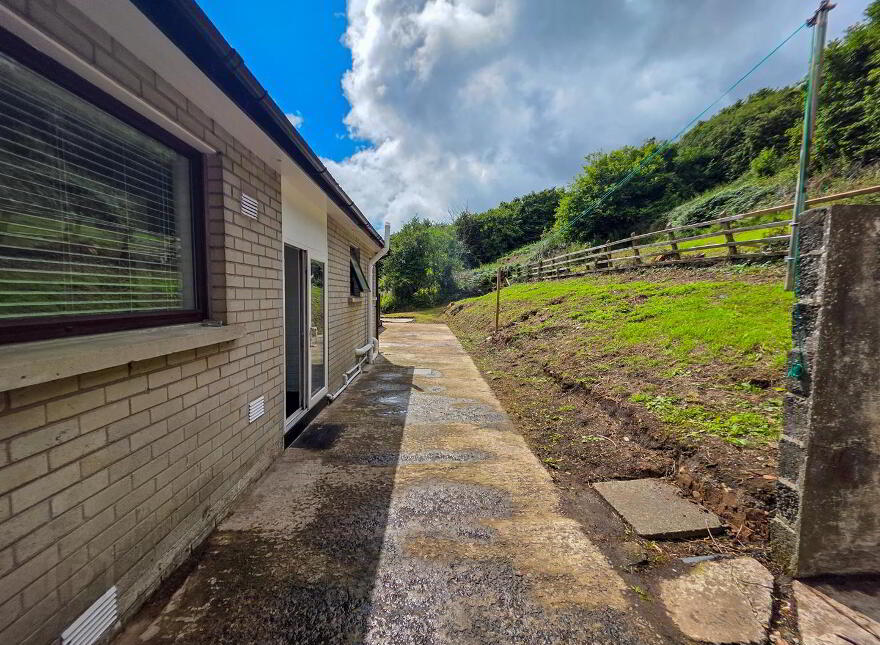 53 O'Neill Road, Newtownabbey, BT36 6UN