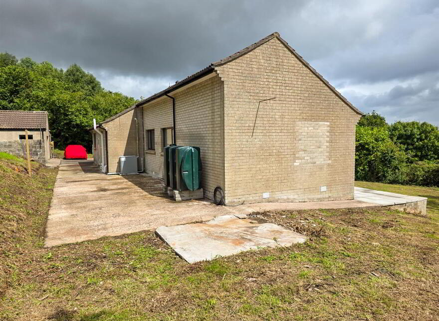53 O'Neill Road, Newtownabbey, BT36 6UN