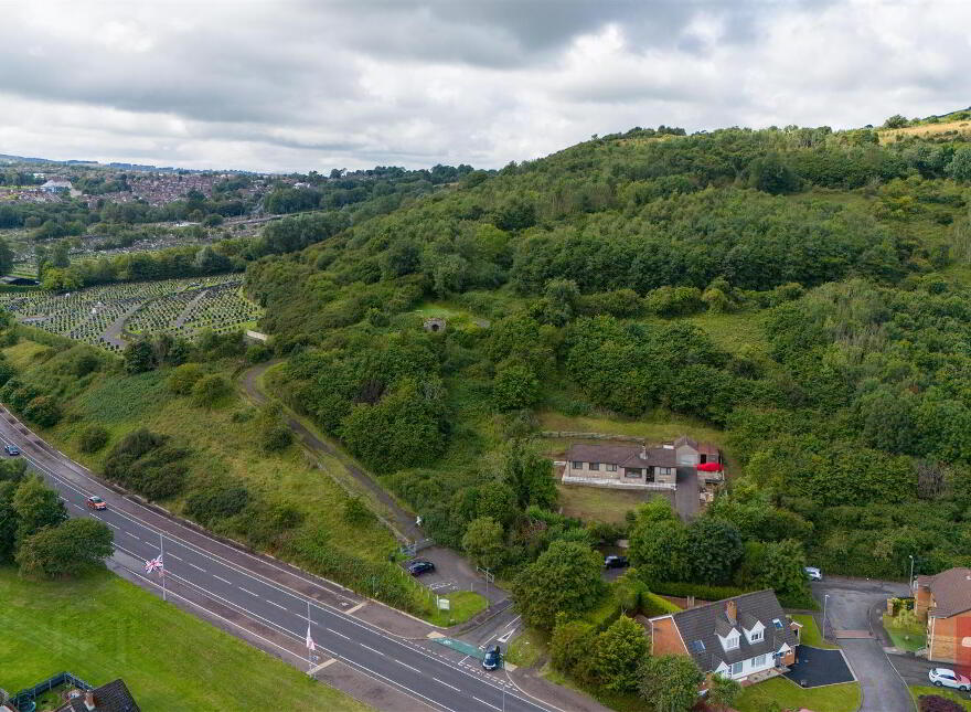 53 O'Neill Road, Newtownabbey, BT36 6UN
