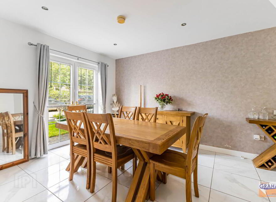4 Holstein Crescent, Lisburn, BT28 2RS