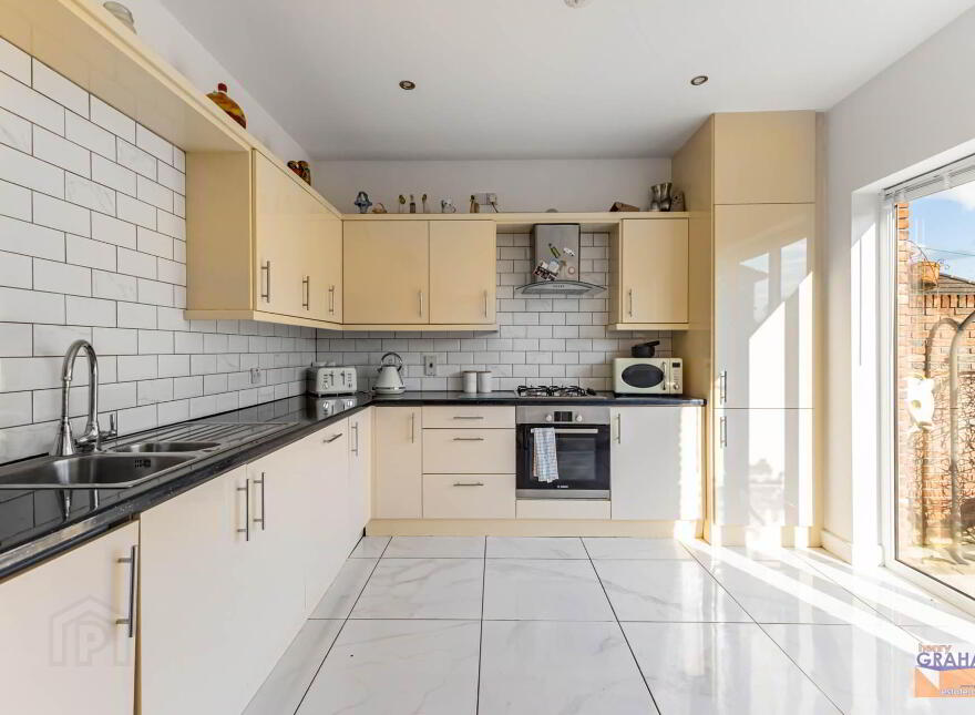 4 Holstein Crescent, Lisburn, BT28 2RS